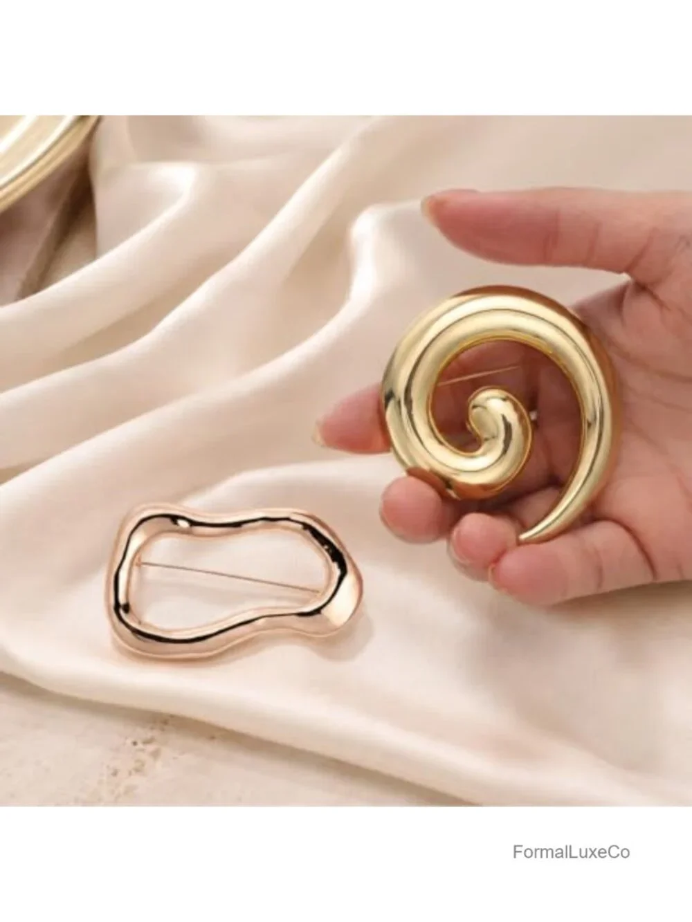 2PC Geometric Brooch Set Gold Brooches for Women Men Coat Scarf Dress Party